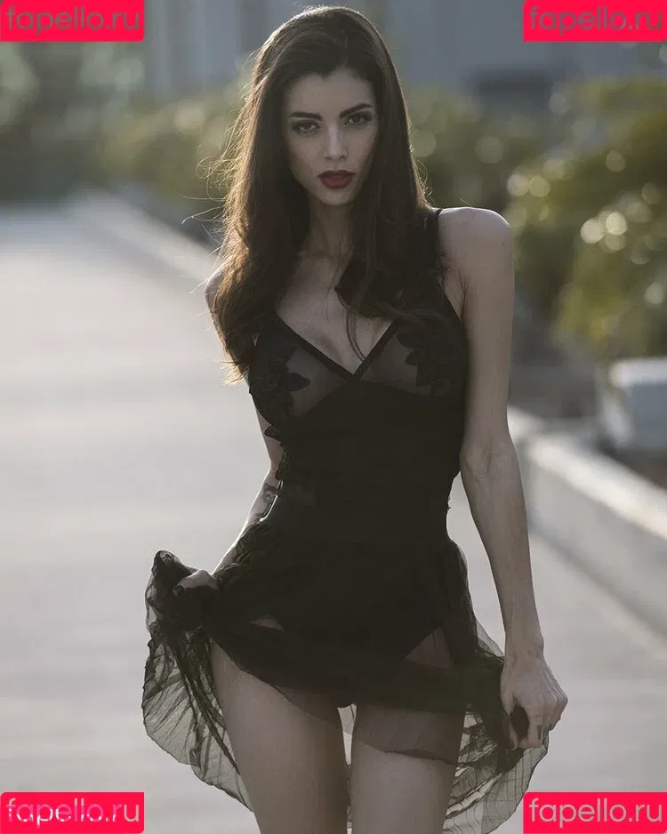 LeeAnna Vamp Onlyfans Photo Gallery 