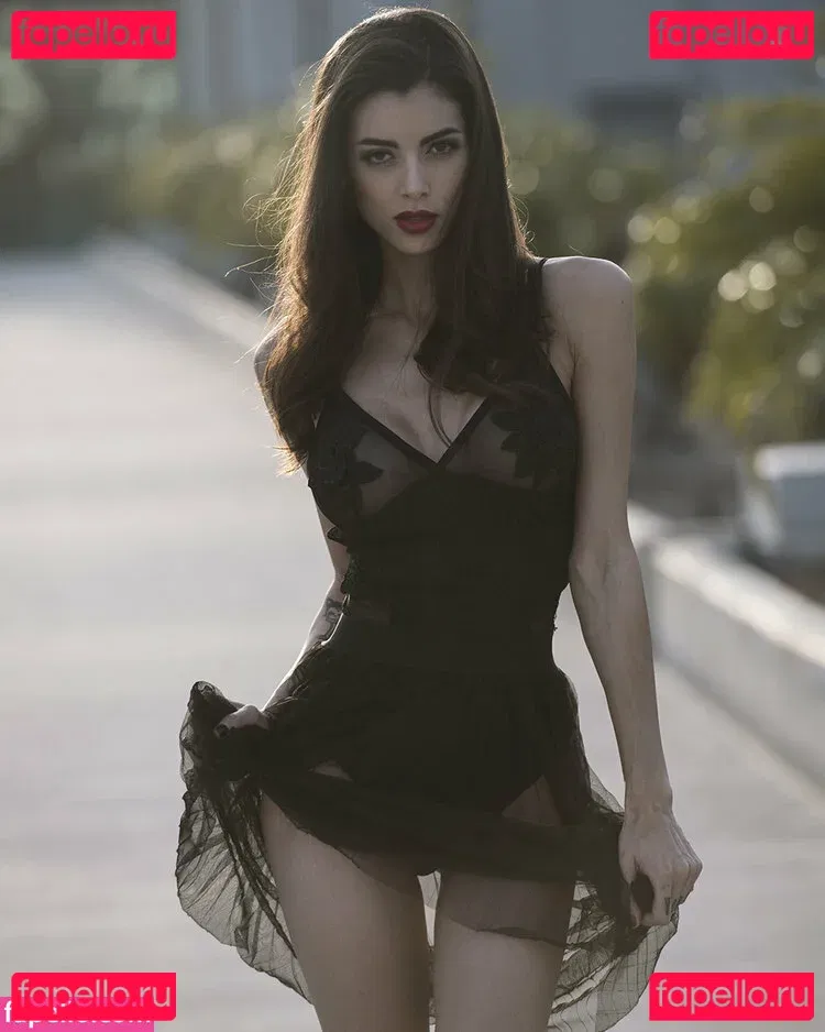 LeeAnna Vamp Onlyfans Photo Gallery 