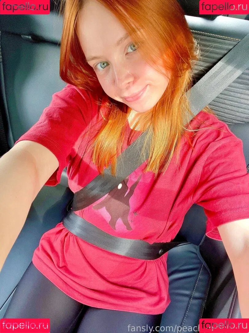 peachybabyfrog Onlyfans Photo Gallery 