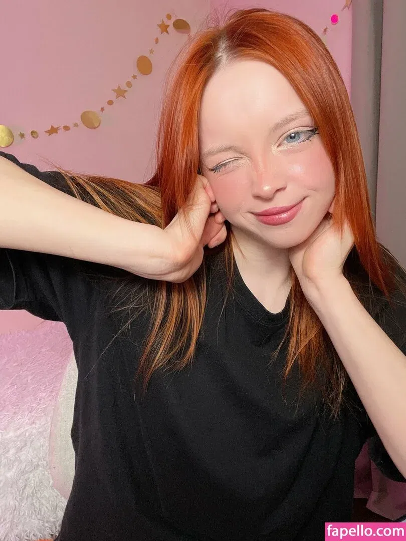 peachybabyfrog Onlyfans Photo Gallery 