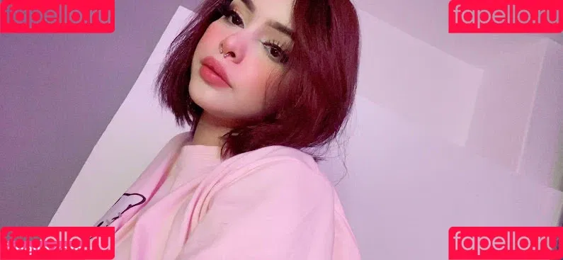 CuteEvaa18 Onlyfans Photo Gallery 
