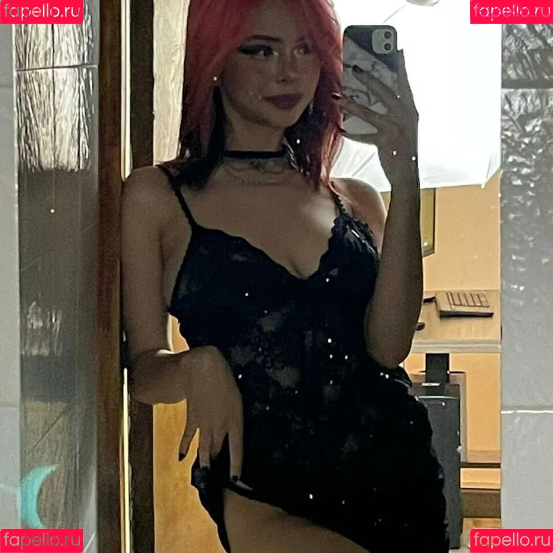CuteEvaa18 Onlyfans Photo Gallery 