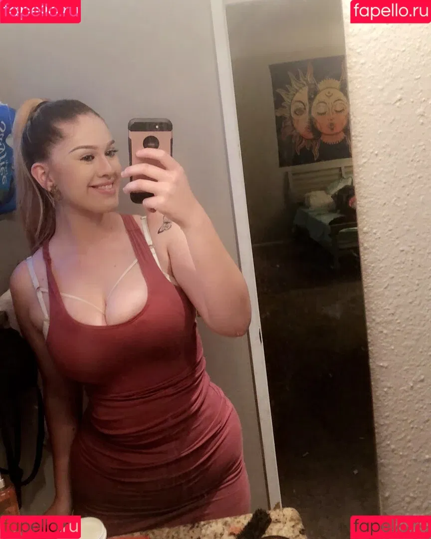 SyrenSerene Onlyfans Photo Gallery 