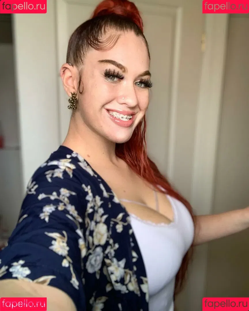 SyrenSerene Onlyfans Photo Gallery 