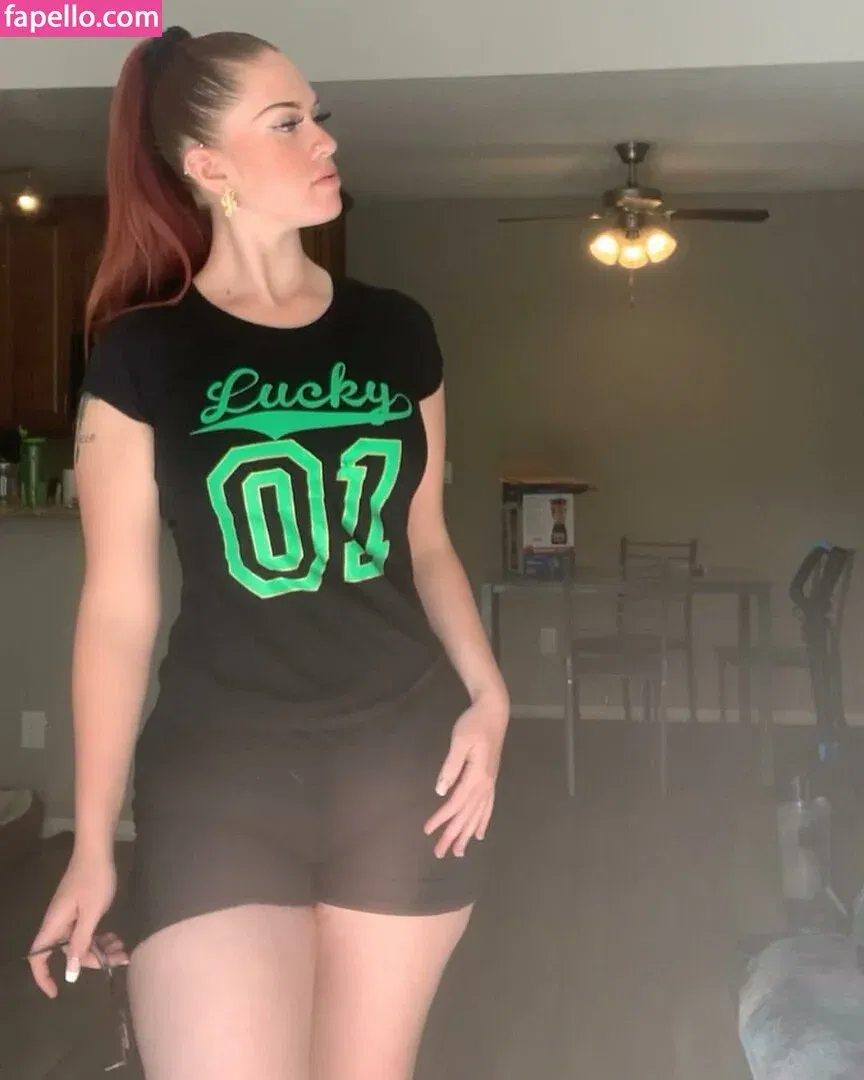 SyrenSerene Onlyfans Photo Gallery 