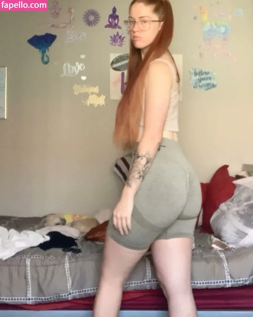 SyrenSerene Onlyfans Photo Gallery 