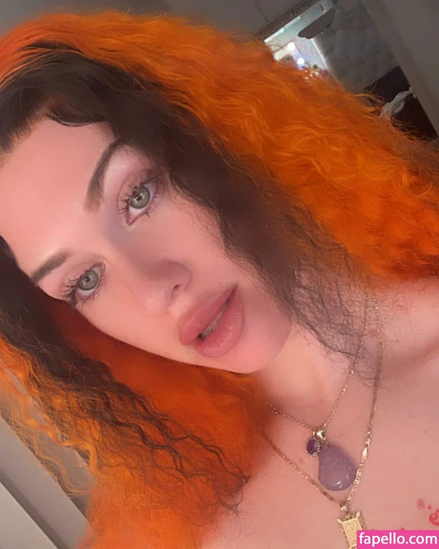 SyrenSerene Onlyfans Photo Gallery 