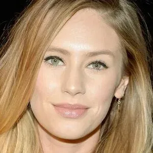 Dylan Penn Onlyfans Photo Gallery 