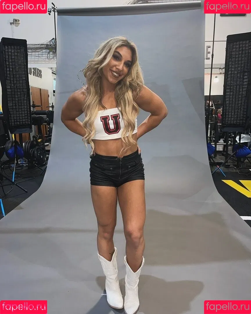 Thea Hail Onlyfans Photo Gallery 