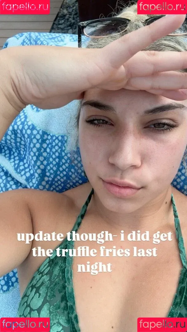 Thea Hail Onlyfans Photo Gallery 
