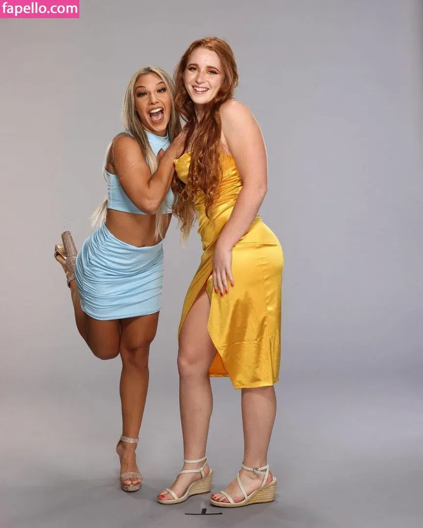 Thea Hail Onlyfans Photo Gallery 