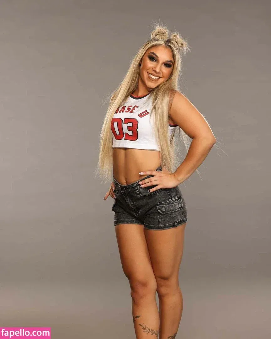 Thea Hail Onlyfans Photo Gallery 