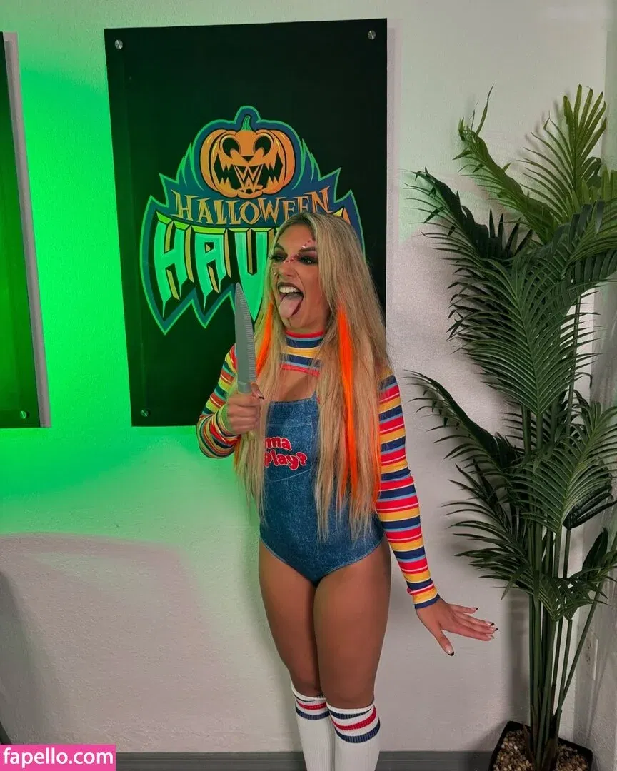 Thea Hail Onlyfans Photo Gallery 