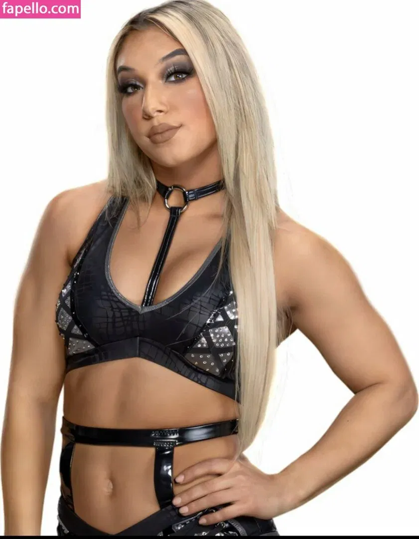 Thea Hail Onlyfans Photo Gallery 