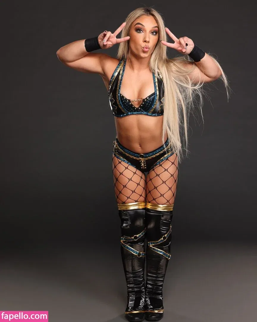 Thea Hail Onlyfans Photo Gallery 