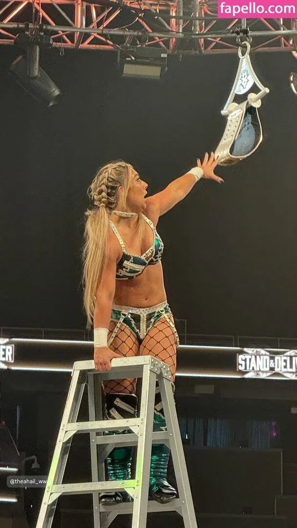 Thea Hail Onlyfans Photo Gallery 