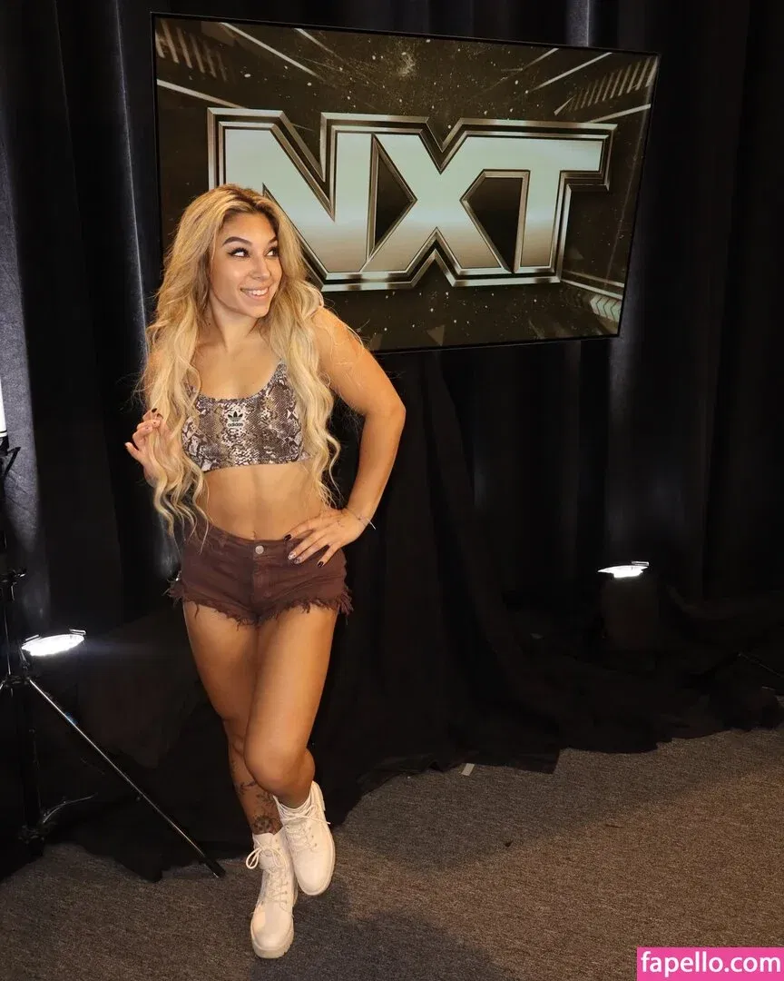 Thea Hail Onlyfans Photo Gallery 