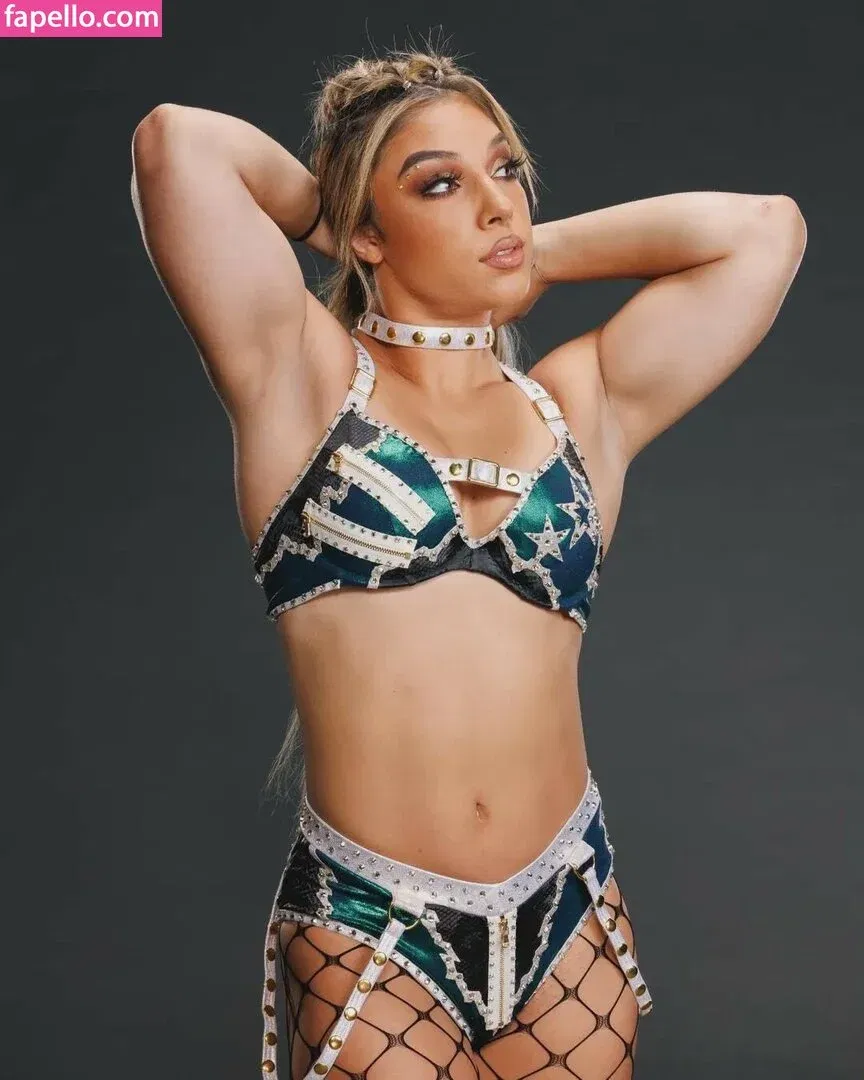 Thea Hail Onlyfans Photo Gallery 