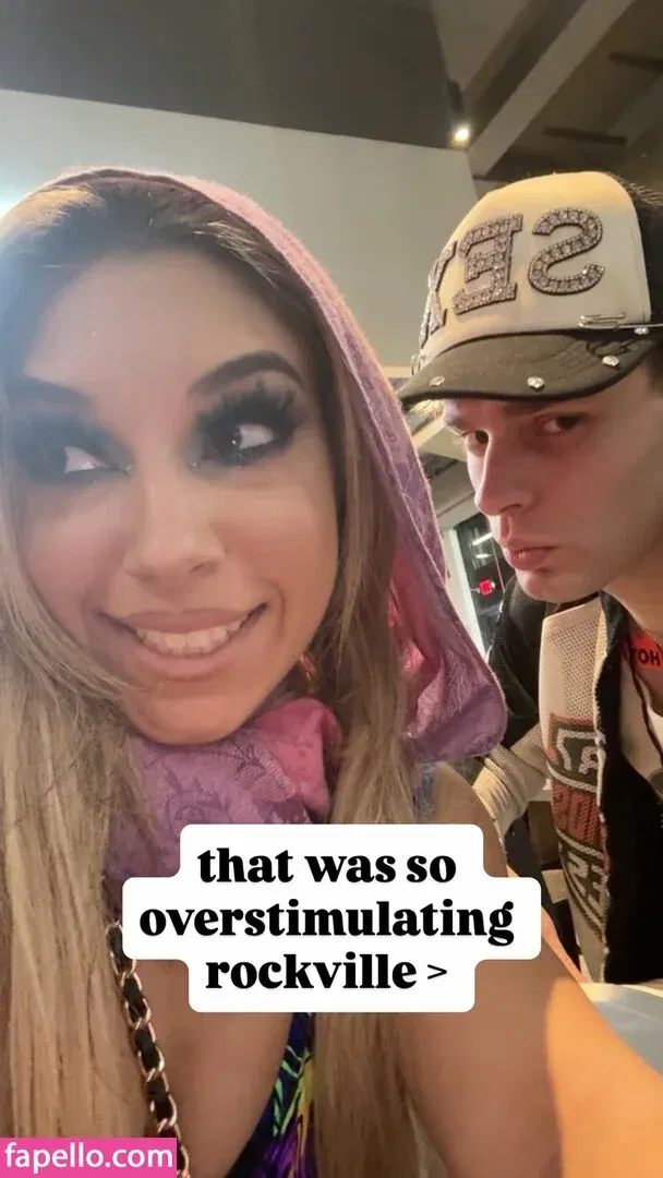 Thea Hail Onlyfans Photo Gallery 