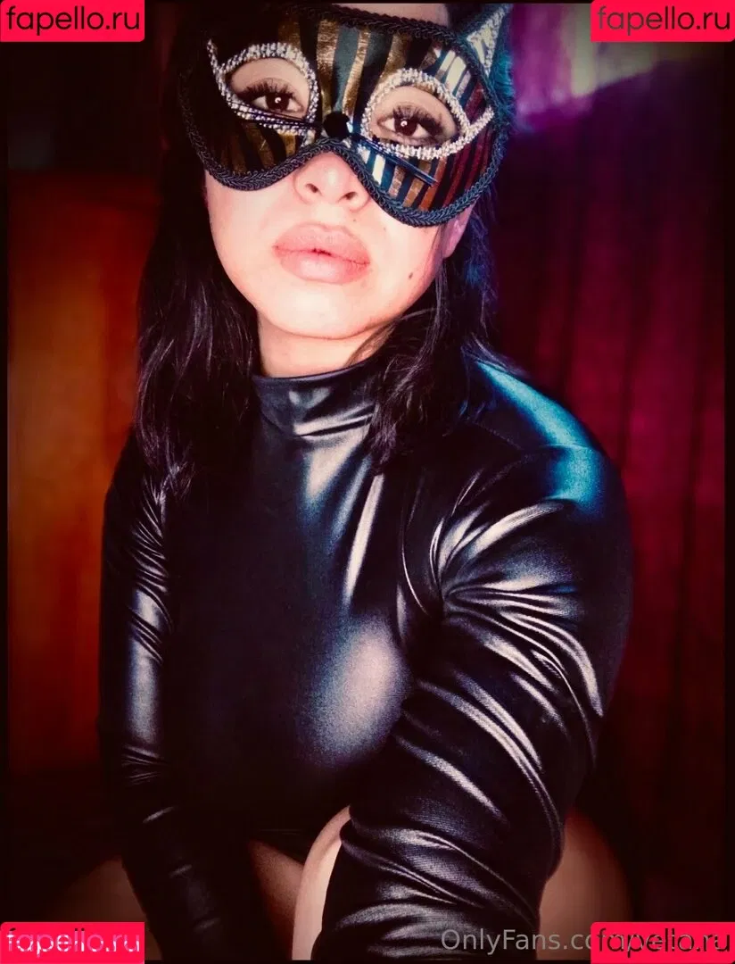vetana Onlyfans Photo Gallery 
