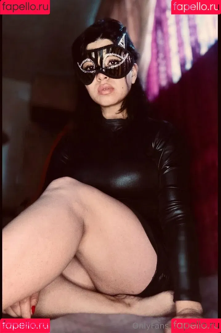 vetana Onlyfans Photo Gallery 