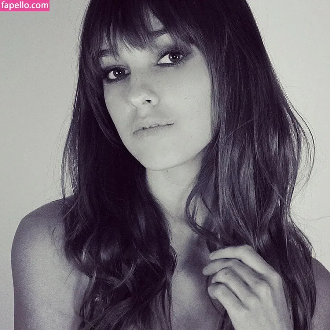 Denyse Tontz Onlyfans Photo Gallery 