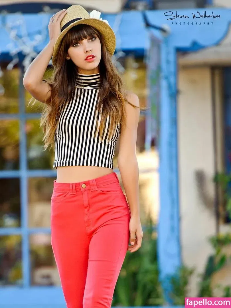 Denyse Tontz Onlyfans Photo Gallery 