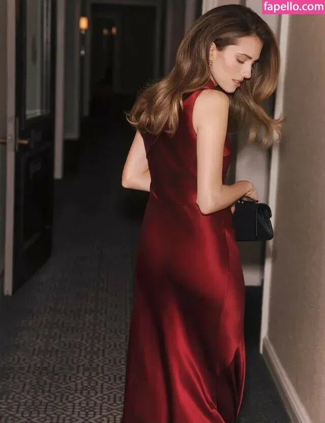 Allison Williams Onlyfans Photo Gallery 