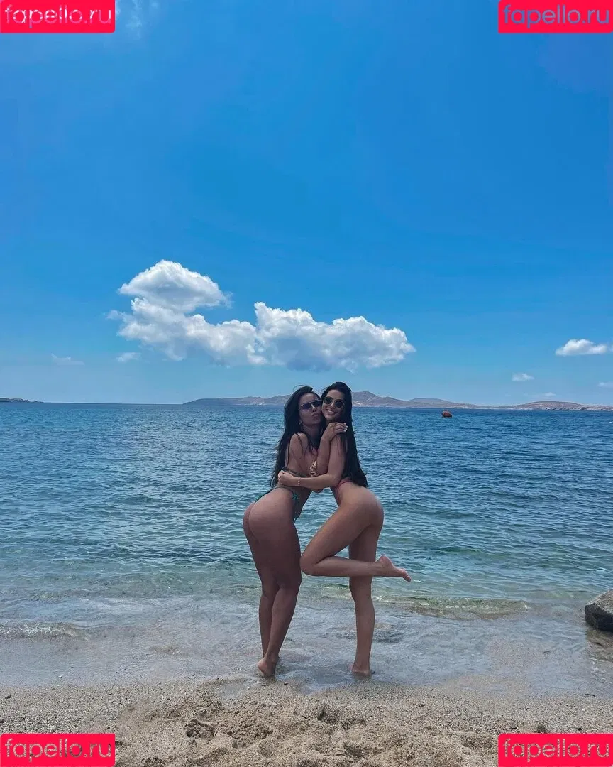 Lisa Weinberger Onlyfans Photo Gallery 