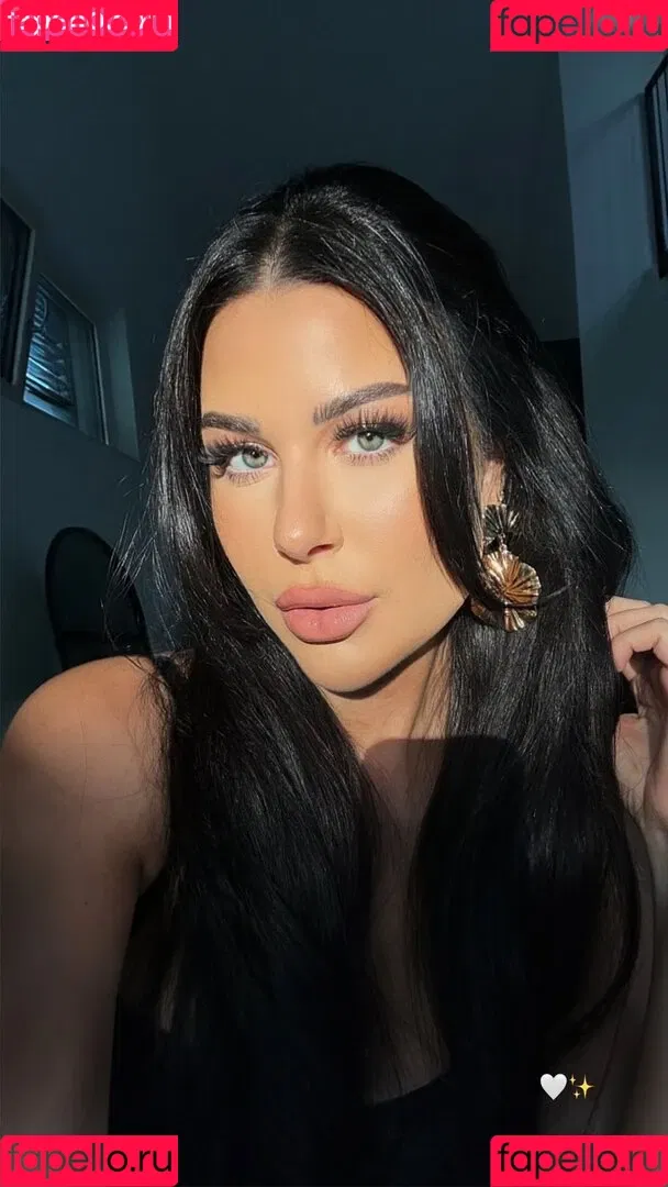 Lisa Weinberger Onlyfans Photo Gallery 