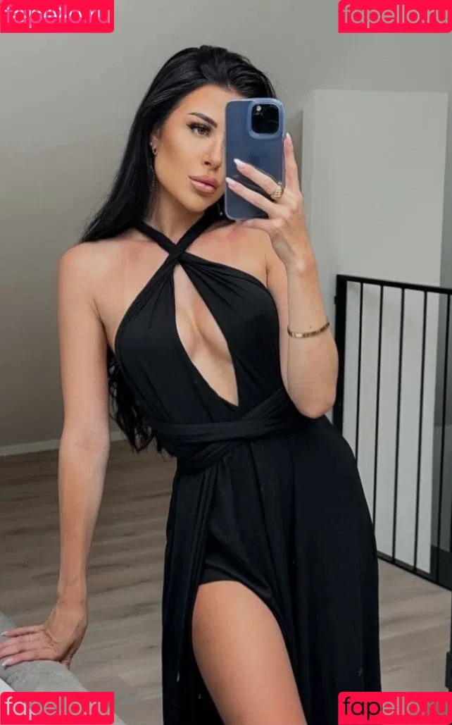 Lisa Weinberger Onlyfans Photo Gallery 
