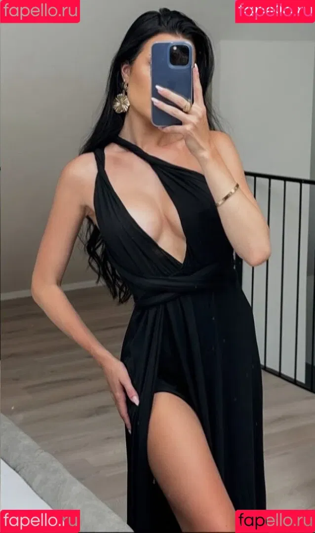 Lisa Weinberger Onlyfans Photo Gallery 