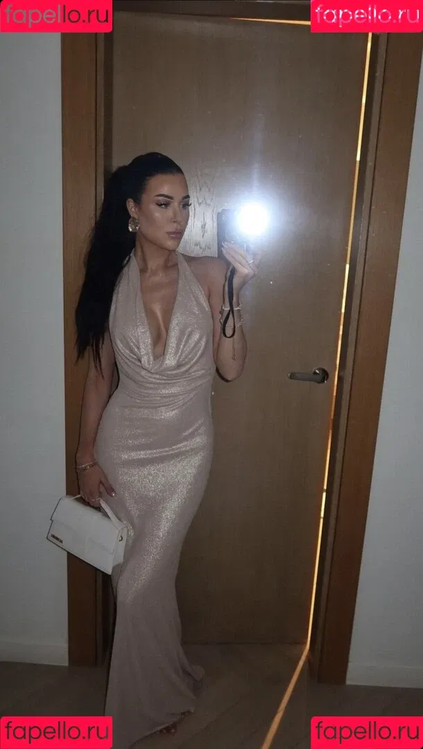 Lisa Weinberger Onlyfans Photo Gallery 