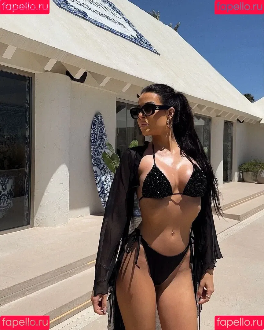 Lisa Weinberger Onlyfans Photo Gallery 