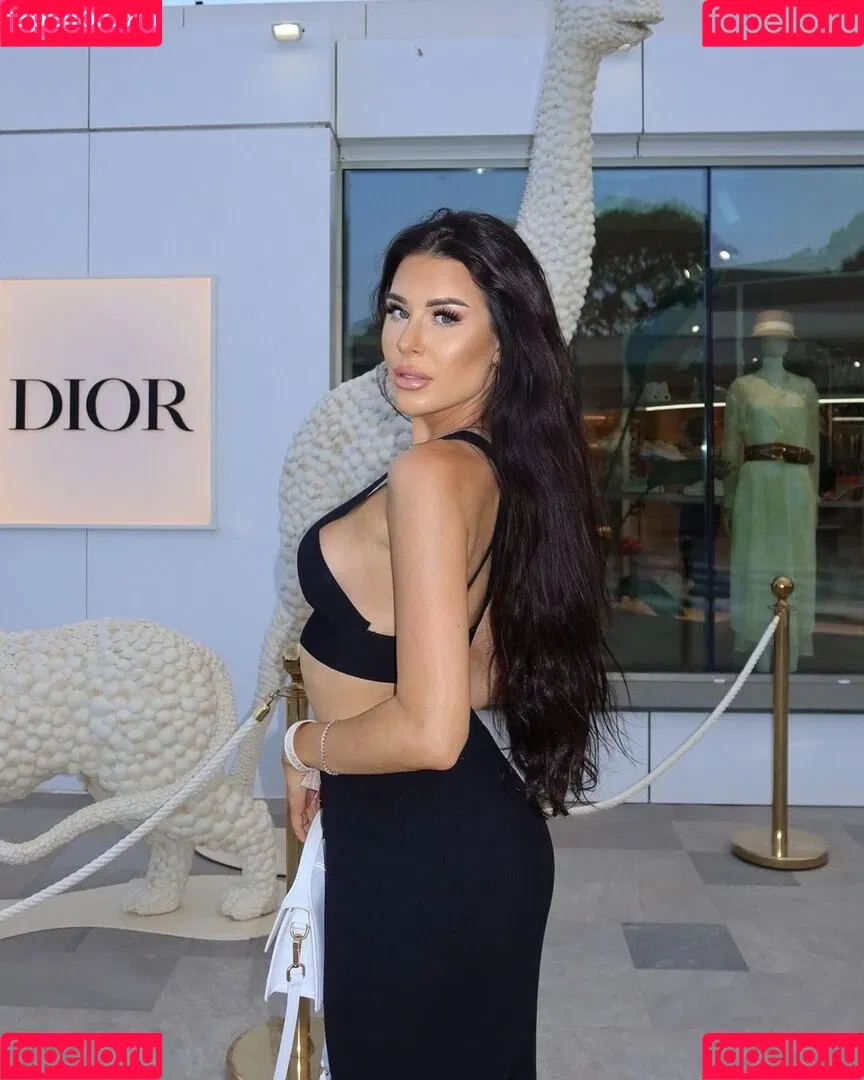 Lisa Weinberger Onlyfans Photo Gallery 