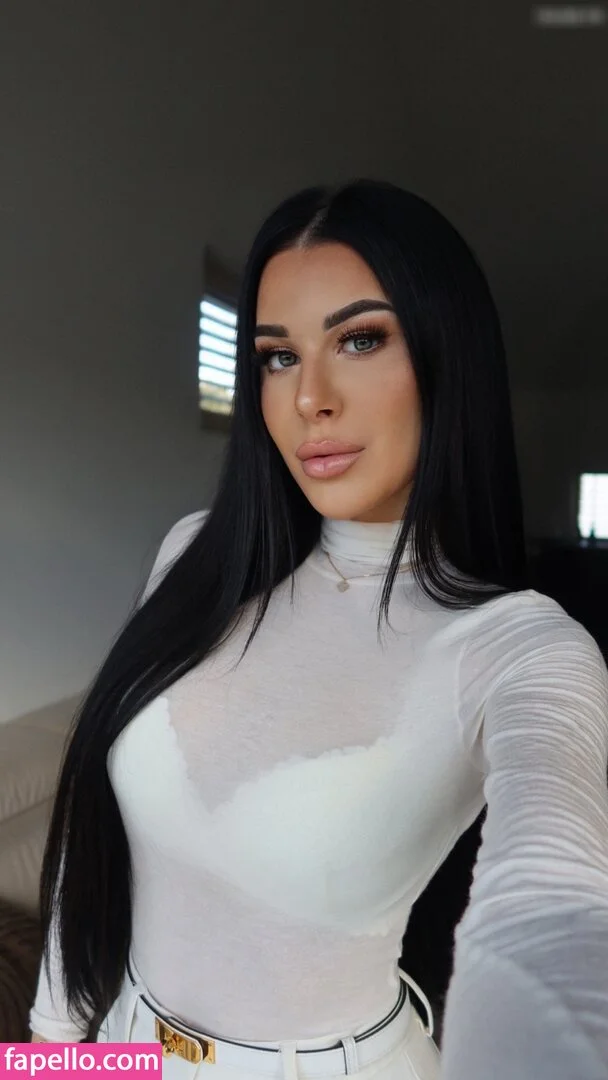 Lisa Weinberger Onlyfans Photo Gallery 