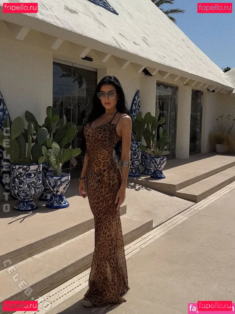 Lisa Weinberger Onlyfans Photo Gallery 