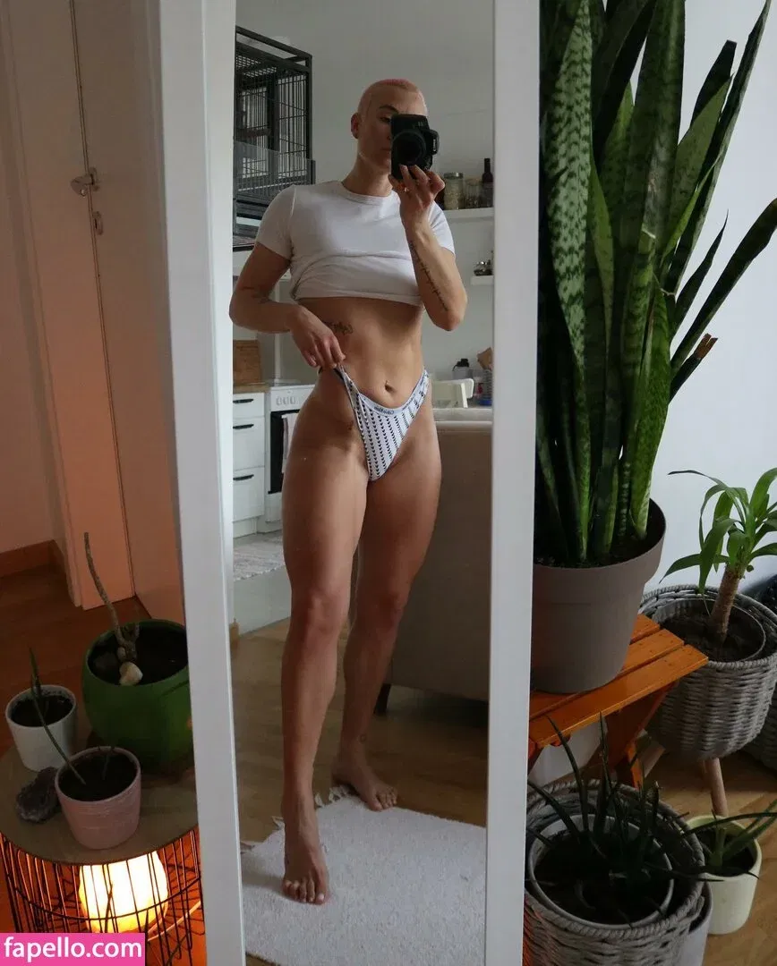 marijavucenovic6 Onlyfans Photo Gallery 