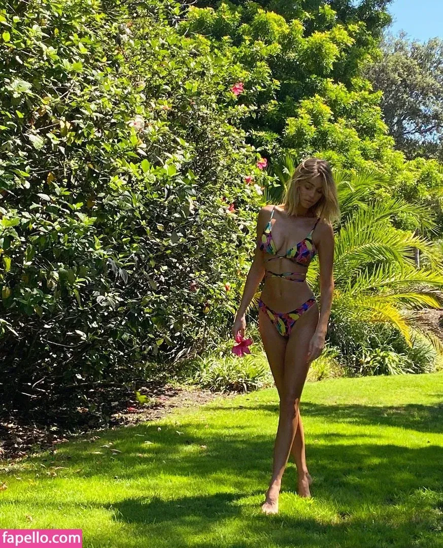 Elizabeth T Onlyfans Photo Gallery 