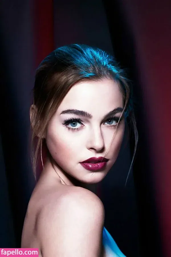 Elizabeth T Onlyfans Photo Gallery 