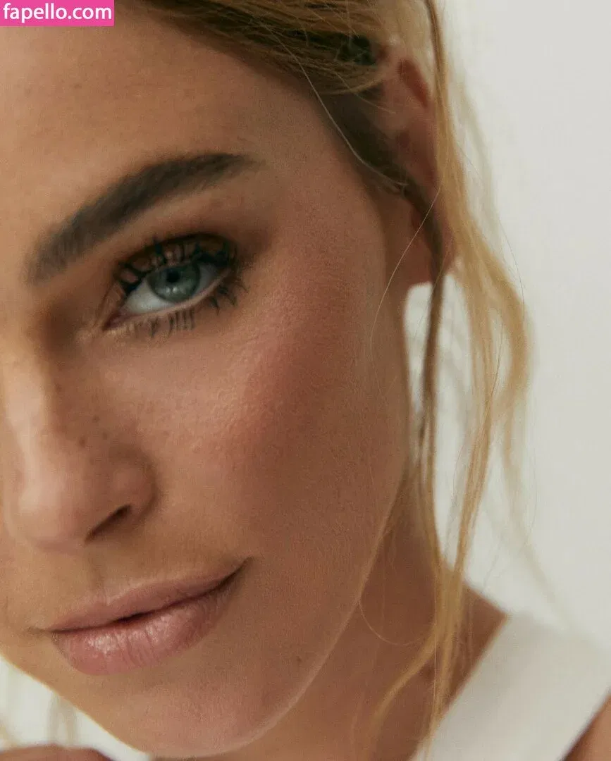 Elizabeth T Onlyfans Photo Gallery 