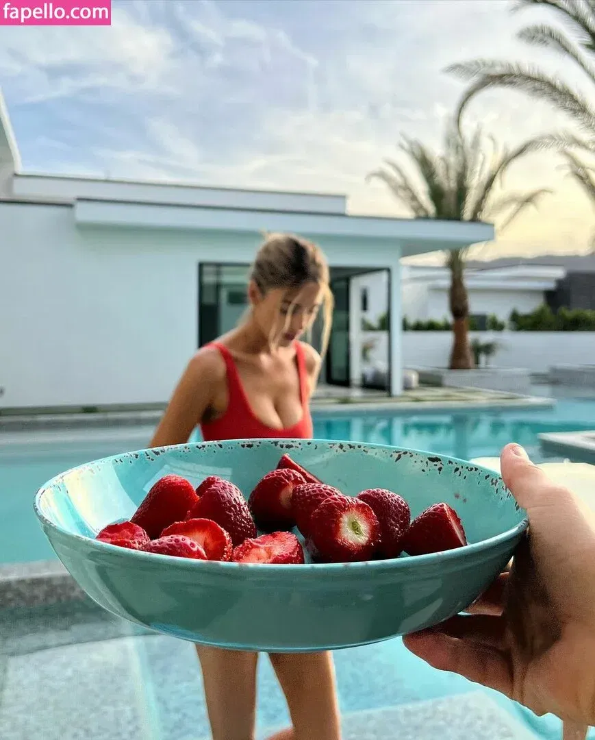 Elizabeth T Onlyfans Photo Gallery 