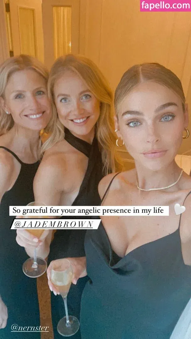 Elizabeth T Onlyfans Photo Gallery 