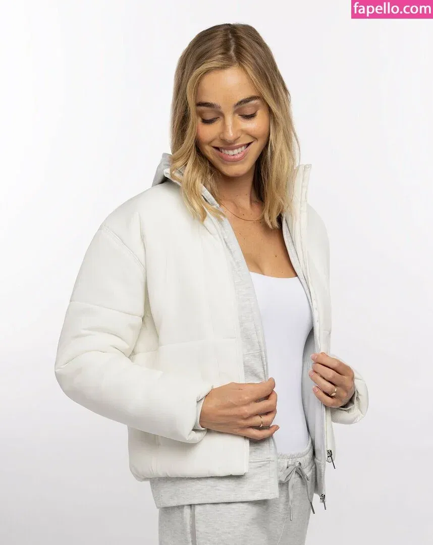 Elizabeth T Onlyfans Photo Gallery 