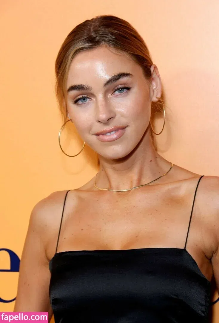 Elizabeth T Onlyfans Photo Gallery 