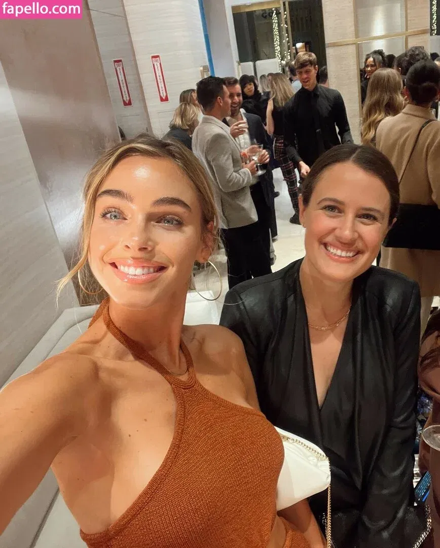 Elizabeth T Onlyfans Photo Gallery 