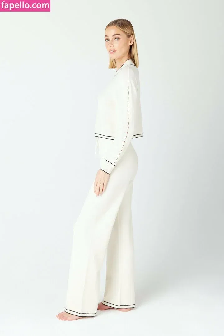 Elizabeth T Onlyfans Photo Gallery 