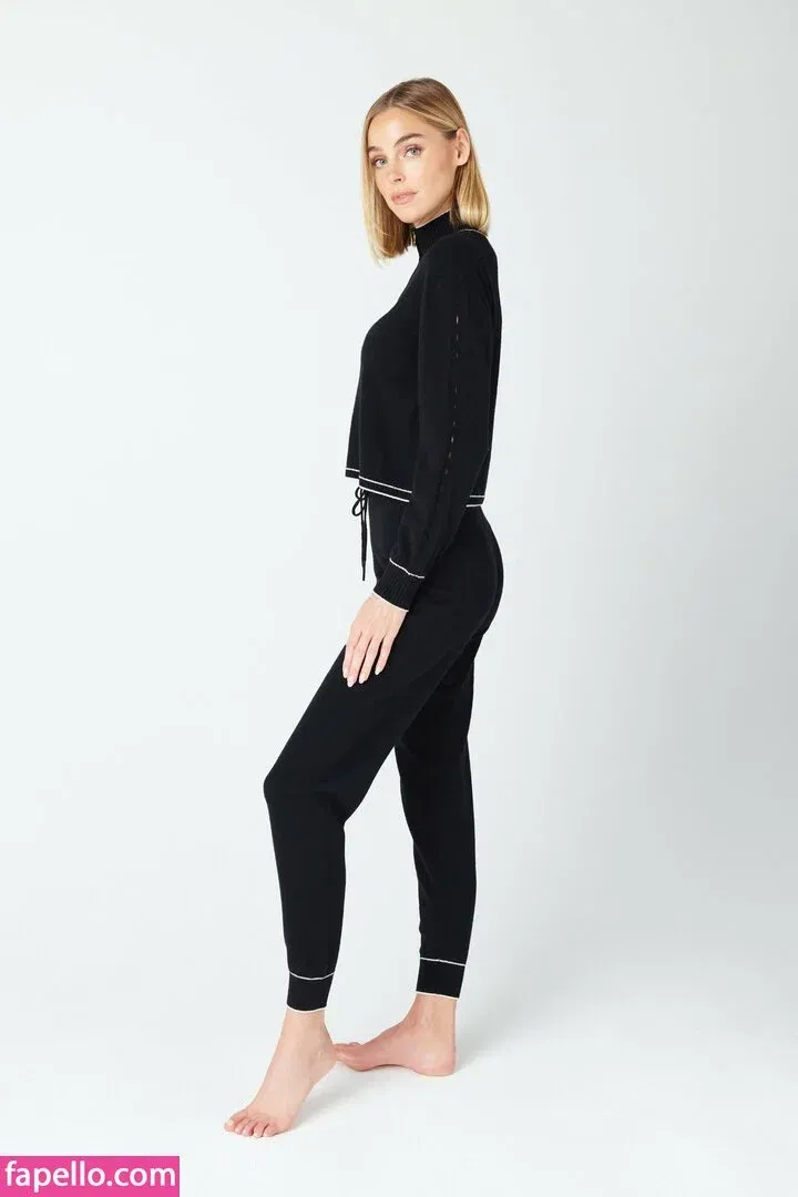 Elizabeth T Onlyfans Photo Gallery 