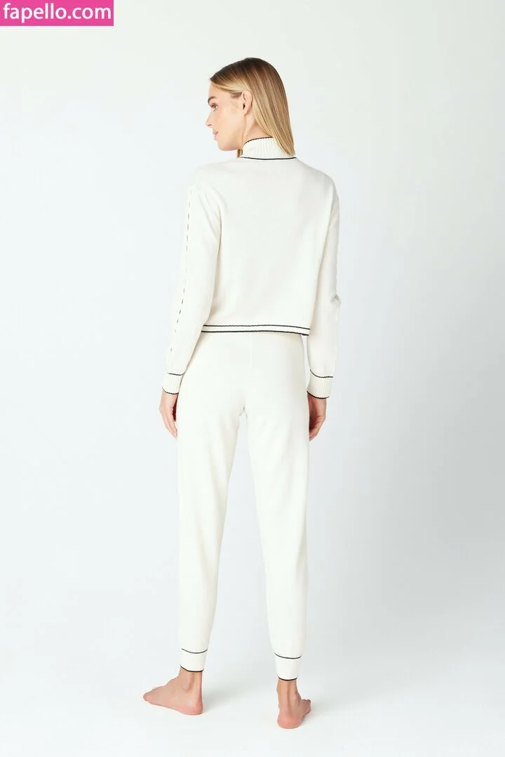 Elizabeth T Onlyfans Photo Gallery 