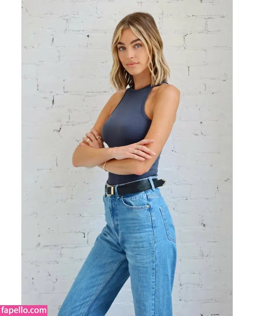 Elizabeth T Onlyfans Photo Gallery 